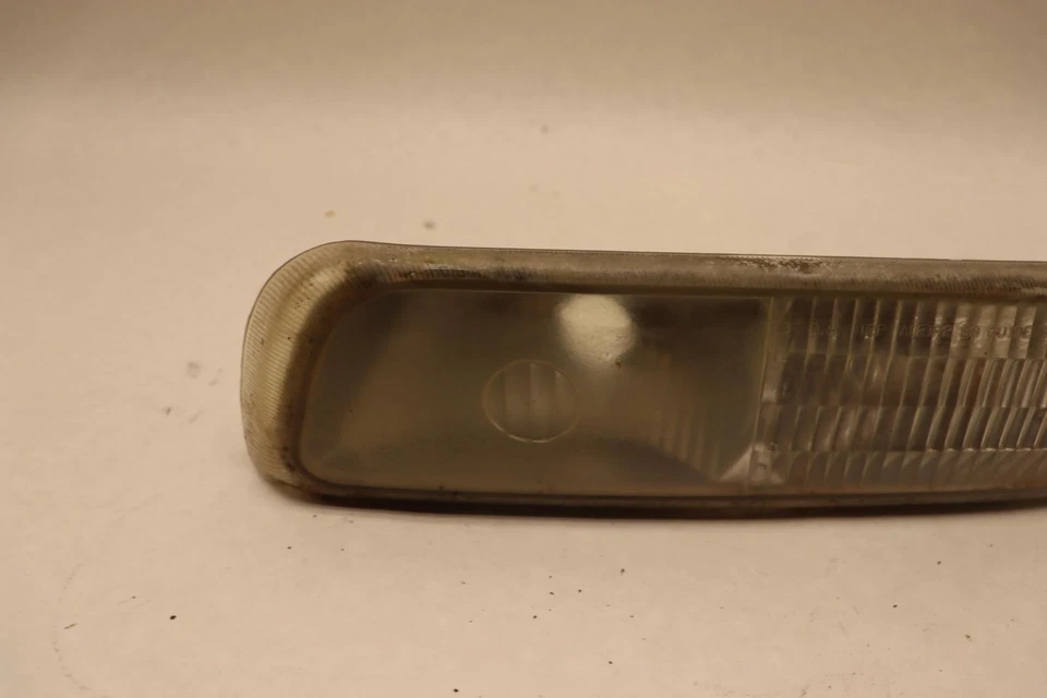 CHEVY TAHOE 2000-2006 DELANTERO IZQUIERDO LADO DEL CONDUCTOR ESTACIONAMIENTO INTERMITENTE LUZ LÁMPARA OEM Foto 4 de 4