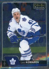2016-17 O-Pee-Chee Platinum #27 Leo Komarov Toronto Maple Leafs
