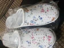 Comoda Ladies Slip On Shoes Size EU 41 UK 7 Brand New