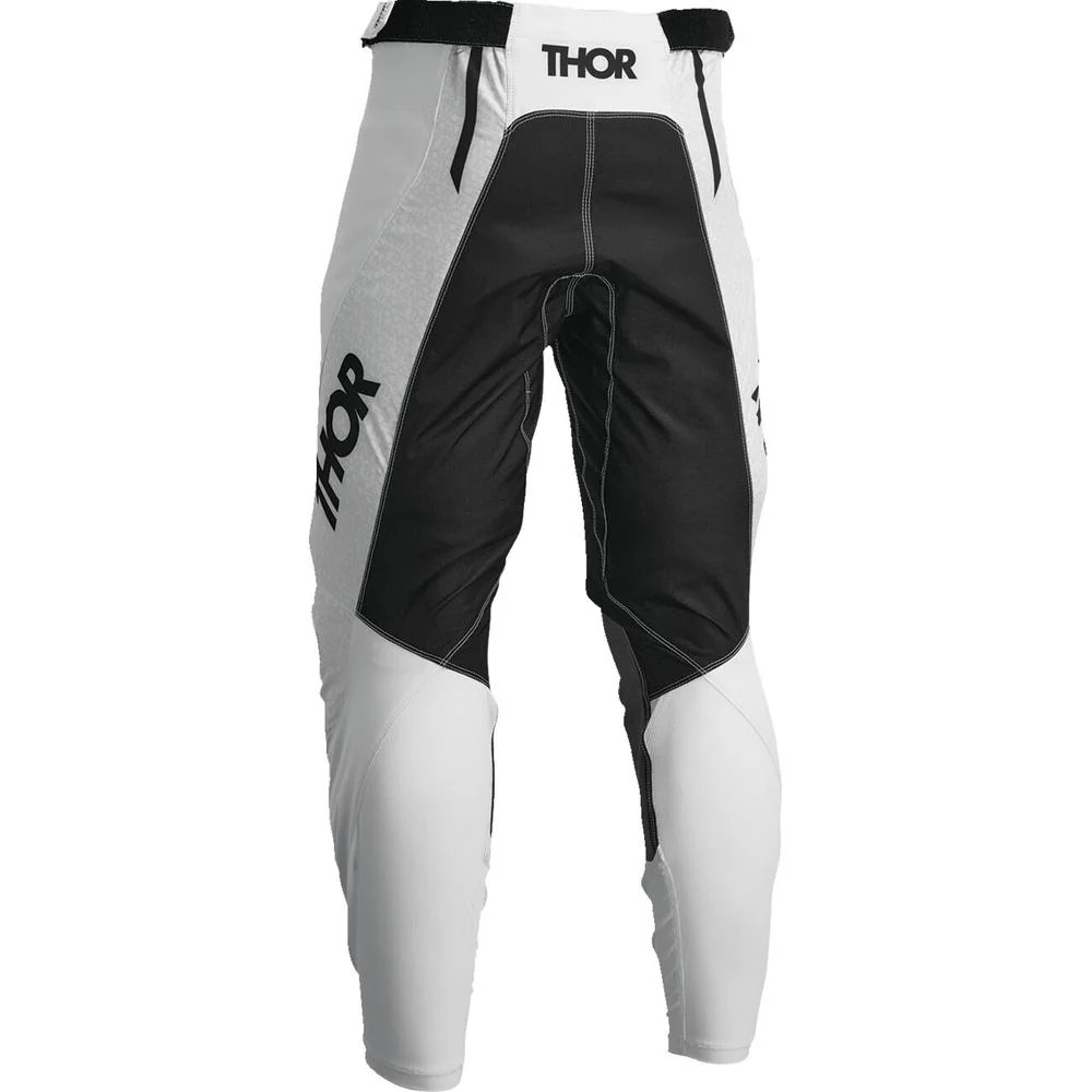 Black White, photo 2 of 3
