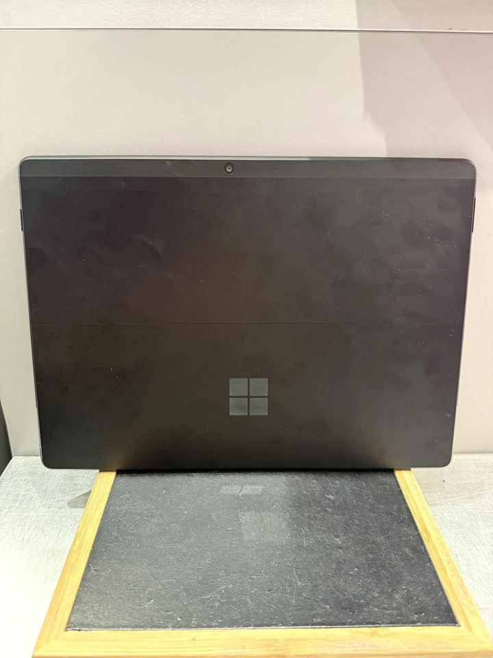 Ordinateur Portable Microsoft Surface Pro X - SQ1 8 Go RAM 128 Go SSD Noir - Photo 2/2