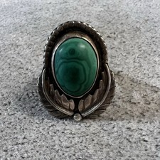 Vintage Artisan Made Southwestern Malachite Sterling Silver Ring Size 5.5