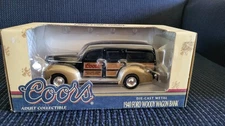 ERTL Collectibles 1940 woody wagon bank new