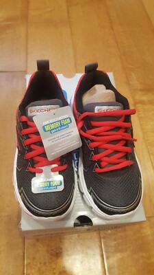 sketcher tennis shoes with memory foam