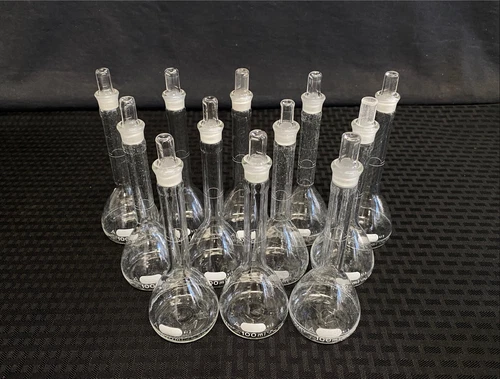 (12) PYREX Glass Class A 100mL TC Volumetric Flask w/ #13 Stopper 5640 5680