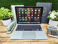 Apple MacBook Air 2020 13.3" Core i7 1.20GHz 4-Core 16GB 256GB SSD macOS A2179