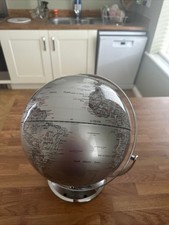Spinning Globe Atlas - Silver - 30cm Globe Map with Stand - excellent Condition