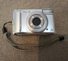 Fujifilm FinePix A600 6.3MP Digital Camera, Silver - Tested Working