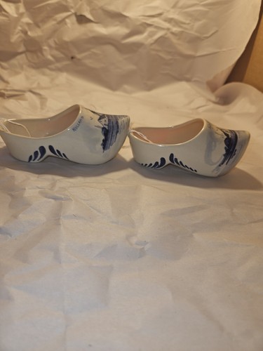 Royal Delft  Pair Of Ceramic Shoes Clogs Blue Floral Decor - Picture 8 of 8