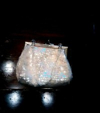 La Regal Ltd. Small Vintage White Beaded Evening Clutch Handbag Purse Gold Chain