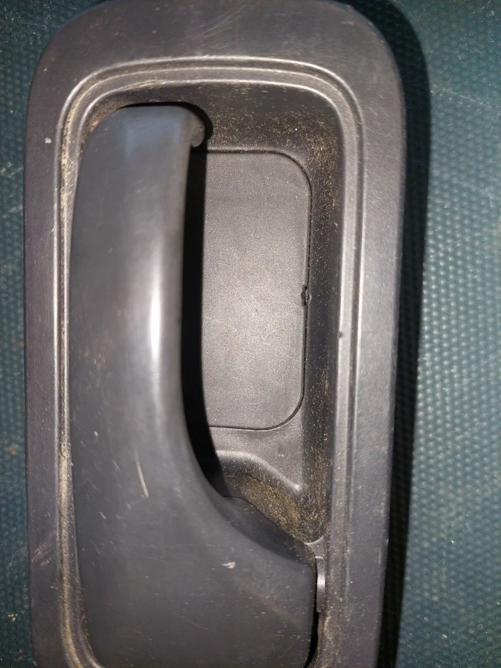 Manija de puerta interior trasera derecha pasajero Honda Element 2003-2008 negra OEM  Foto 2 de 4