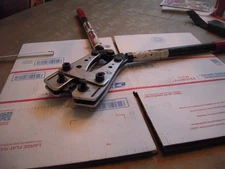 BURNDY MRC840 26" 8 - 4/0 AWG Crimper  CLEAN