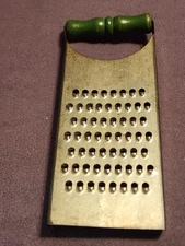 1930's Simplex Shedder With Green Handle Made By Remark MFG  Co.Bulter Ind