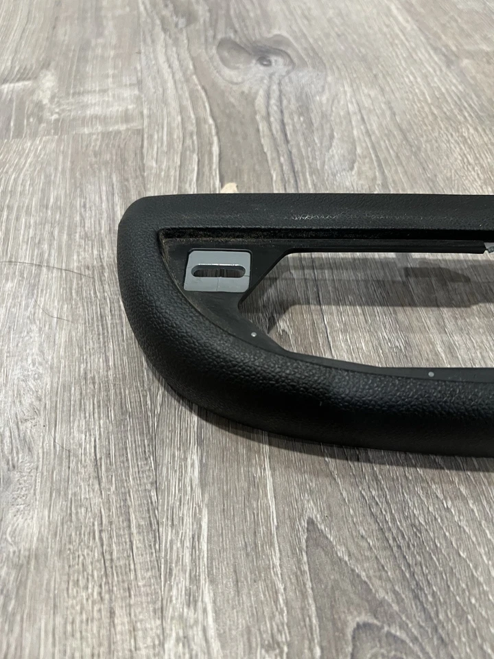 Chevrolet GMC 2007-2009 reposabrazos panel puerta negro pasajero derecho Foto 2 de 4