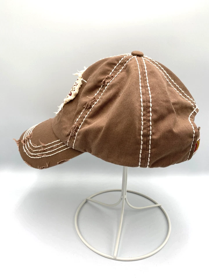 Gorra Free Spirit Native ajustable con tirantes envejecida Foto 2 de 4