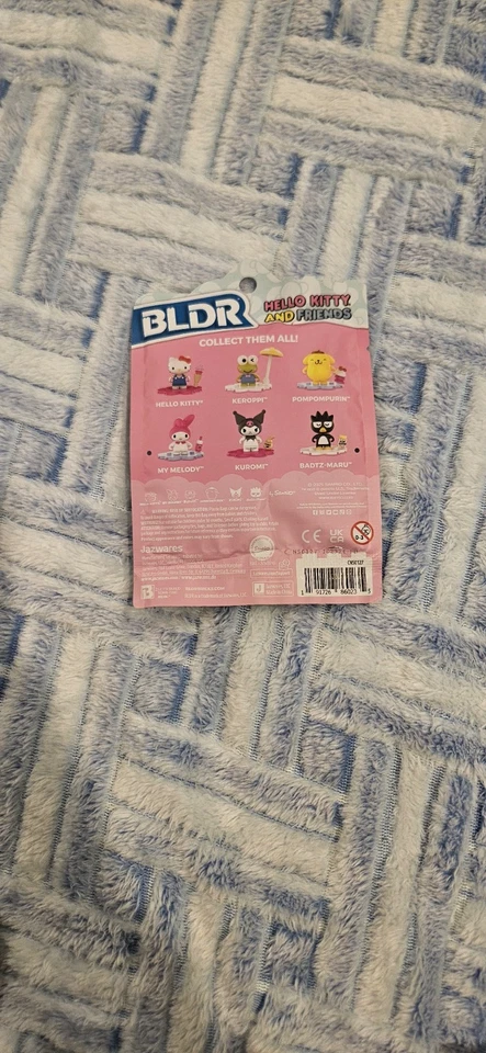 Hello Kitty and Friends Blocks Build Set Minifigure Series 1 Hello Kitty NEW - Image 4 of 4