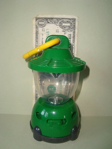 Safari Adventures Mini Lantern and Carabiner Battery Operated - Picture 5 of 6