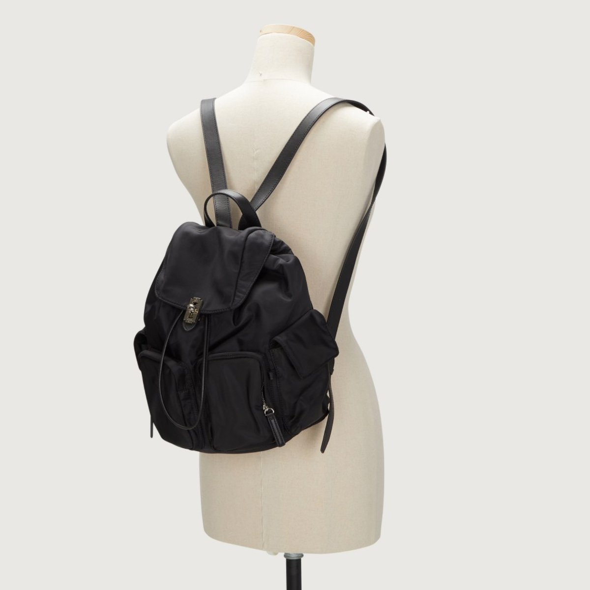 【VUNQUE】Hey Double Pocket Backpack M Hey Double Pocket Backpack M Navy - vunque(분크)