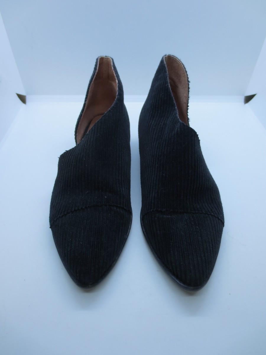 Free People Corduroy Royale Flats in Black, sz 7.5 Free People | Shoes | Free People Black Corduroy Royale Flat  main image 3