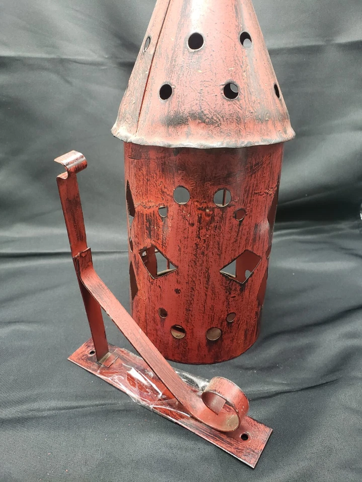 Red Metal Candle Lantern With Hanger - Image 3 of 4