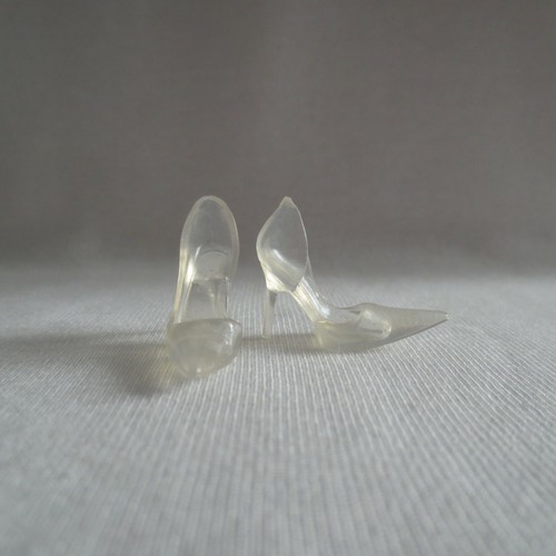 ¡NUEVO! Barbie Holiday Doll 2021 zapatos de tacón alto transparentes ~ ropa modelo Muse - Imagen 1 de 2