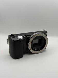Sony NEX-5 Mirrorless Digital Camera Body only