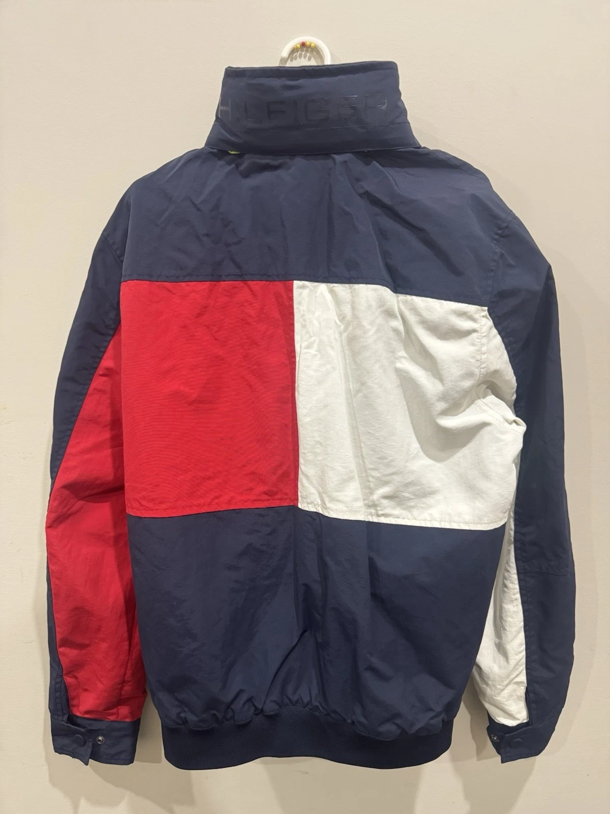 Tommy Hilfiger Colour-Block Flag Windbreaker Jacket - Navy / White / Red - M - product detail image 2