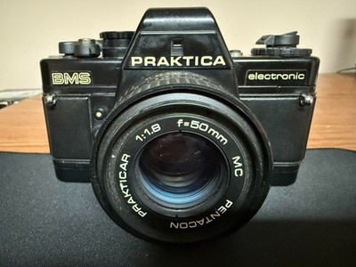 VINTAGE PRAKTICA BMS Electronic MC PENTACON PRAKTICAR  F50/1.8 Lens.  SOLD AS IS