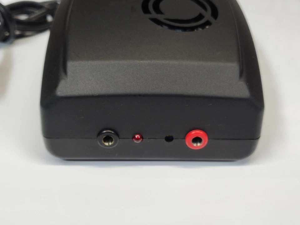 12 Volt 10 Amp DC Dynamite DYN4055 Power Supply with Overload Protection - Image 4 of 4