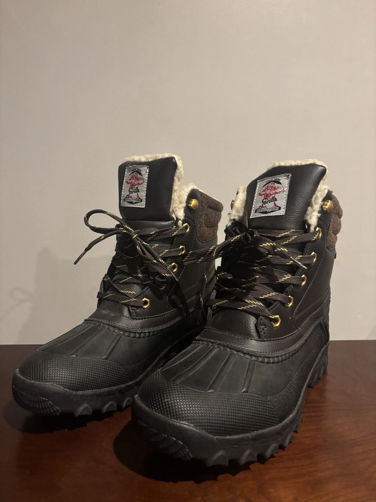 Gorilla Brutally Strong Men's Black Waterproof Rain Snow lined Boot Size 10.5 👀