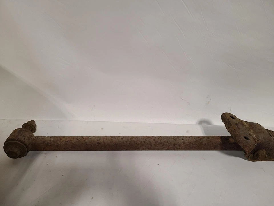 Used Rear Lower Lower Control Arm Rear fits: 2001 Buick Century floor to knuckle - Image 2 of 4