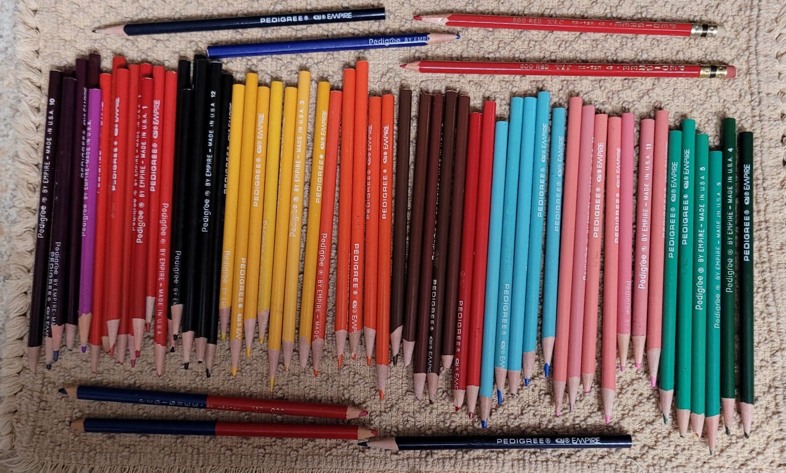 LOT of 65 VINTAGE PEDIGREE EMPIRE COLORED PENCILSUSED in Unrelated