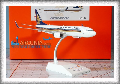 Gemini200 - JC Wings 1:200 Singapore Airlines Boeing 737-800wl "9V-MGA" EW273801 - Picture 6 of 6