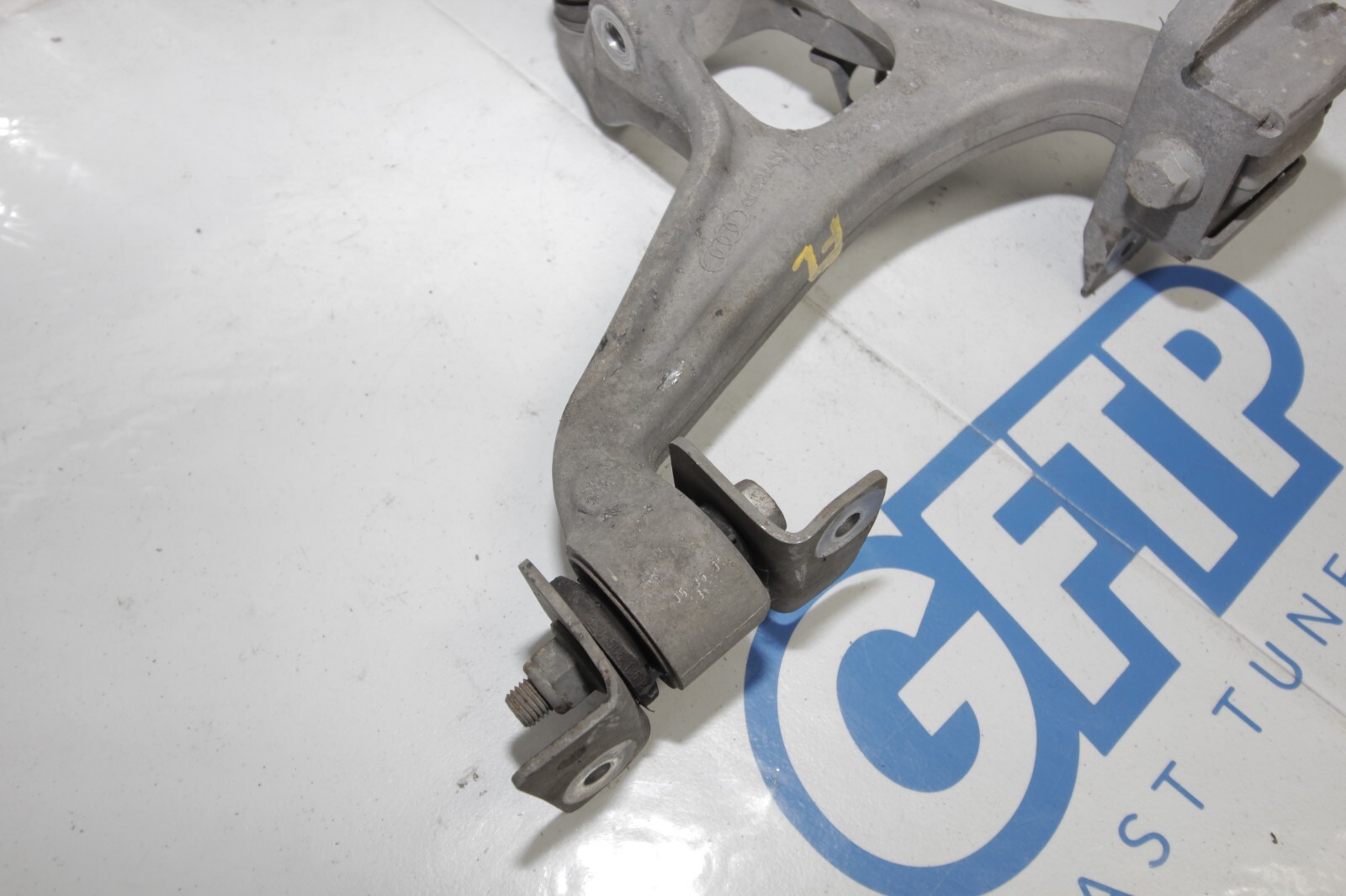 08-13 AUDI R8 4.2L OEM LH LEFT DRIVER FRONT UPPER CONTROL ARM 420407507 UCA 09