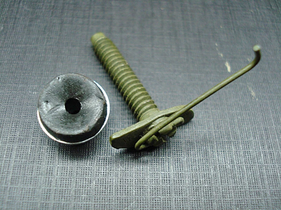 6 piezas NOS puerta cuerpo lateral cinturón moldura moldura clips tuercas selladoras Chevy Cadillac Foto 2 de 3