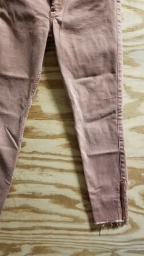 Abercrombie and Fitch Ankle Jean Mid Rise 2R Waist 26 Inseam 25 Distressed Hem - Picture 3 of 12