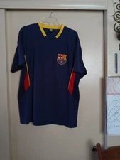 FCB FC Barcelona Rhinox Men’s Size Large Soccer V-Neck Short Sleeve Jersey Top