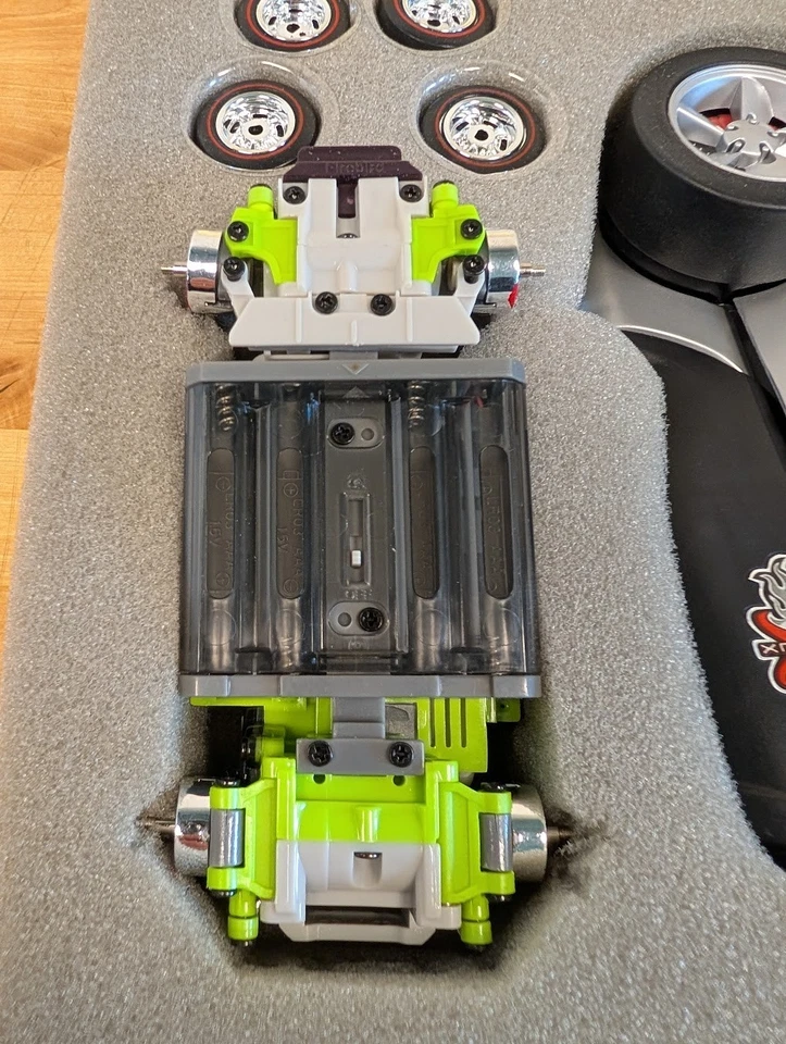 XMODS Pontiac Firebird RC Car – Complete Collector Set – NEW / UNUSED – RARE - Image 4 of 4