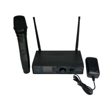 VocoPro Digital-1 Digital Wireless Handheld Microphone System - Working