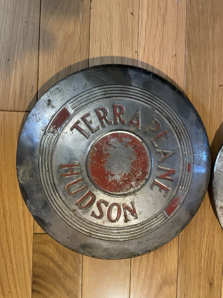 Vintage Pr Hudson Terraplane Hubcaps Collectible Auto Parts USA - Image 3 of 4