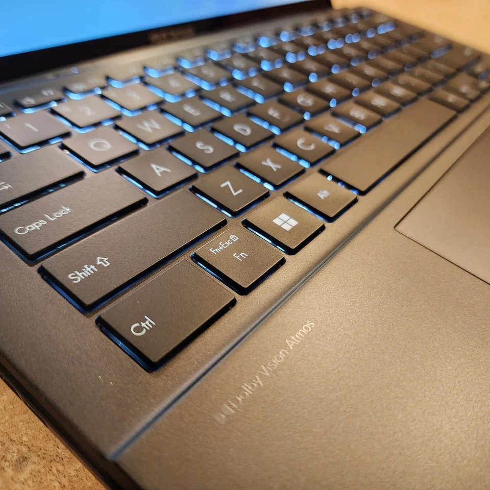 ASUS Zenbook Duo Dual 14" 3K OLED Touch Ultra 9 185H, 32GB RAM, 1TB SSD - Image 4 of 4