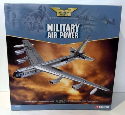 Corgi 1/144 Scale Diecast - AA33501 Boeing B-52 Stratofortress 52