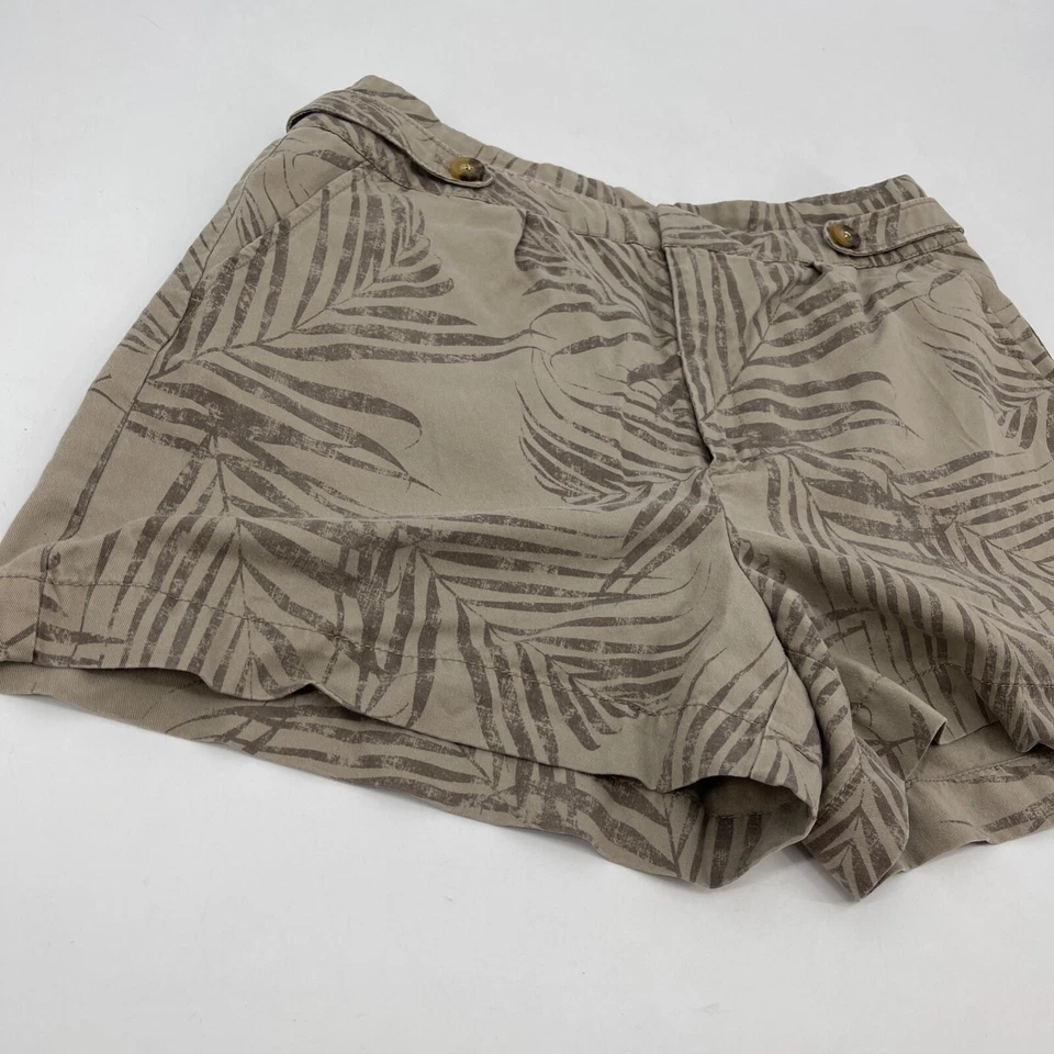 White House Black Market The Short Caqui Folhas Tropicais Cintura Alta Feminino 14 - Imagem 2 de 4