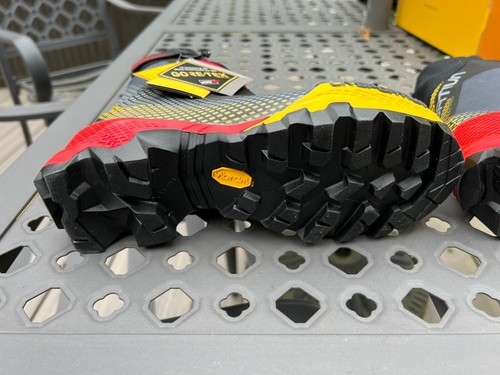 La Sportiva Aequilibrium Top GTX Mountaineering Boots Size 39.5 (US M7/W8) - Picture 5 of 11