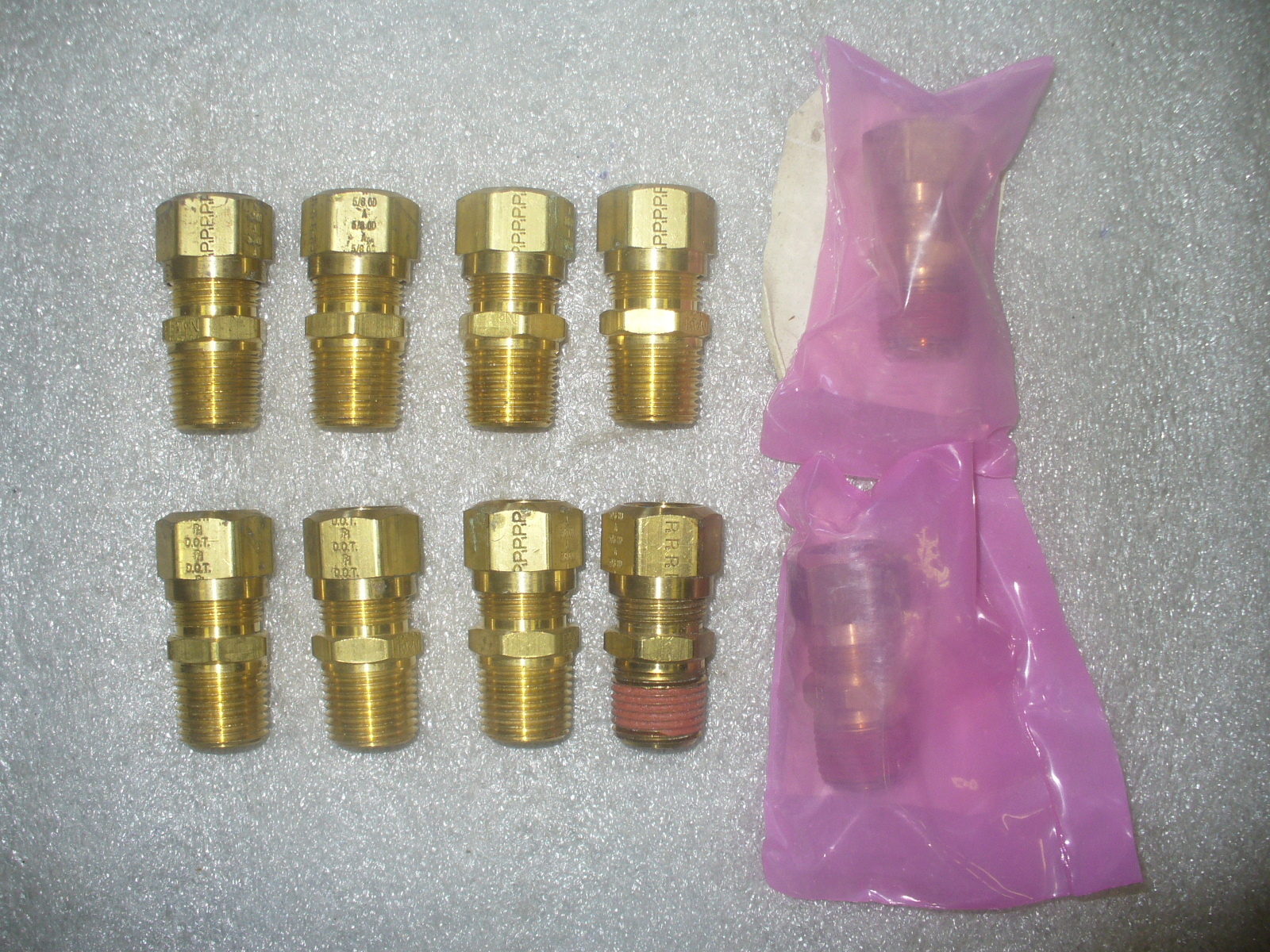 PARKERHANNIFIN ADAPTER,STRAIGHT,PIPE TO TUBE P/N 68NTA108 "LOT OF 10