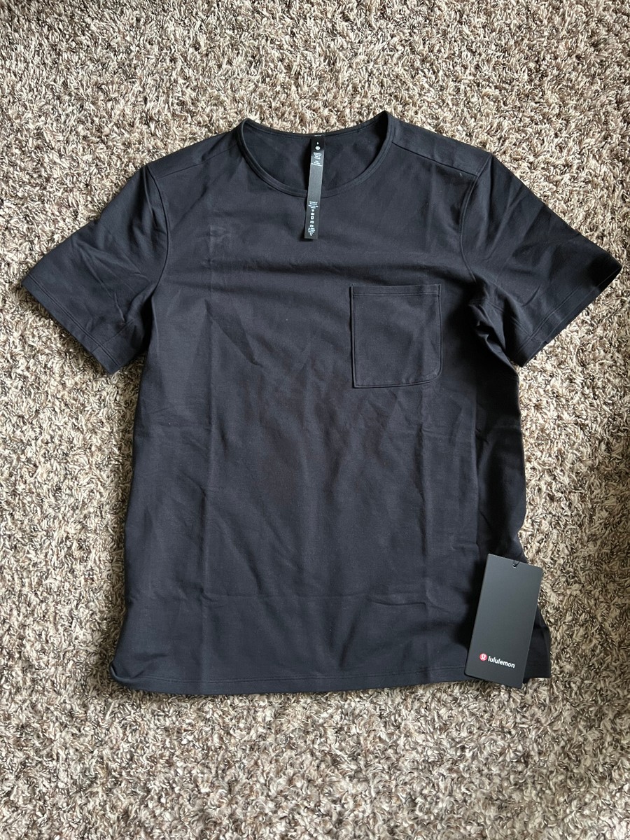 NWT Lululemon Chest Pocket Relaxed Fit T shirt BLK Size S MSRP $68