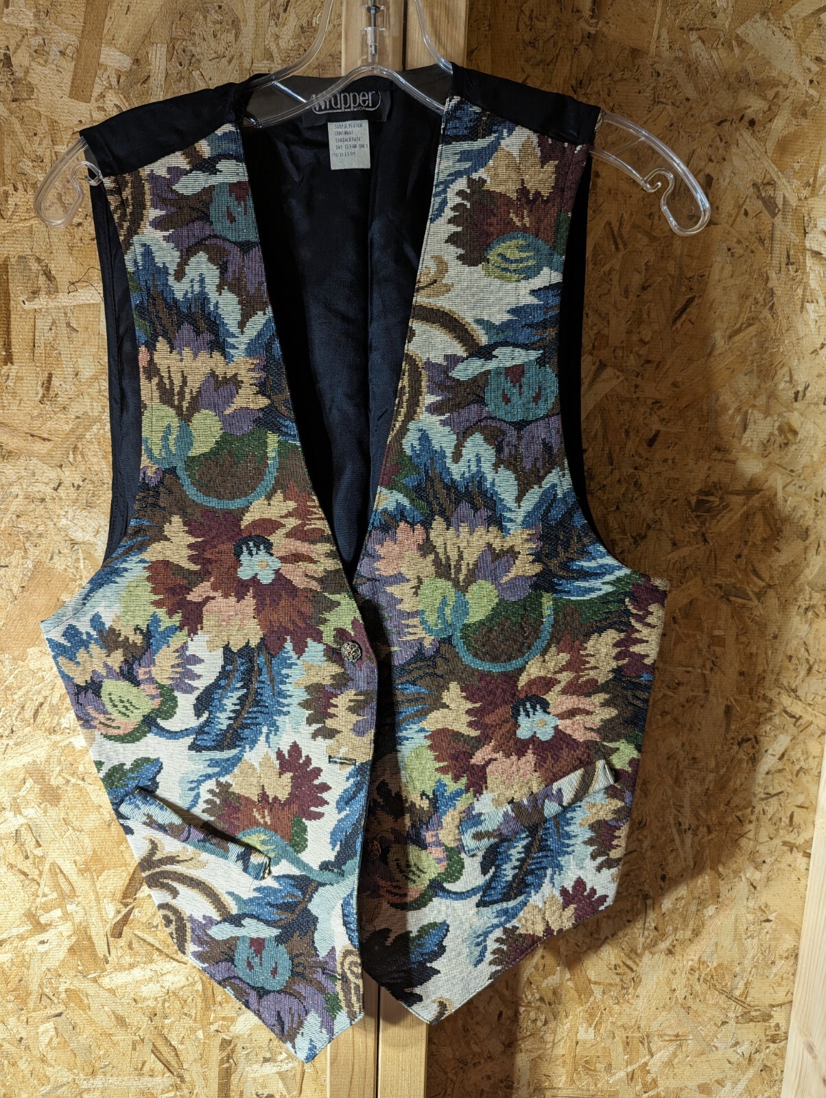 Wrapper ladies medium size polyester blend vest - image 2