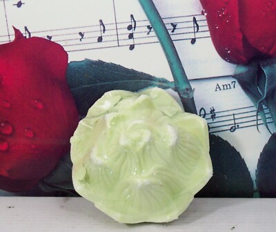 Claire De Nilang By Lalique Bath Soap 5.0 OZ. NWOB