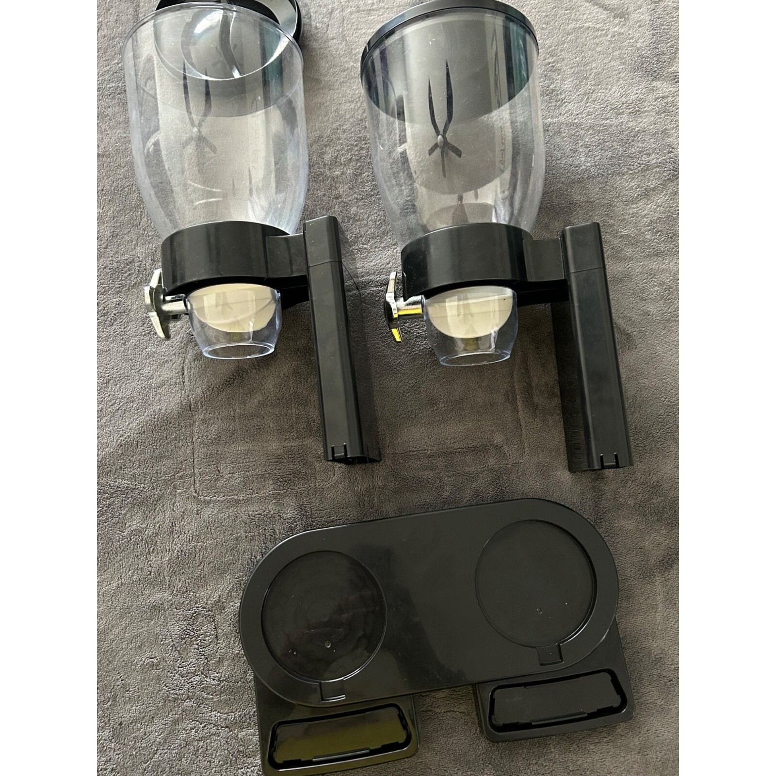 Airtight Dry Food Dispenser