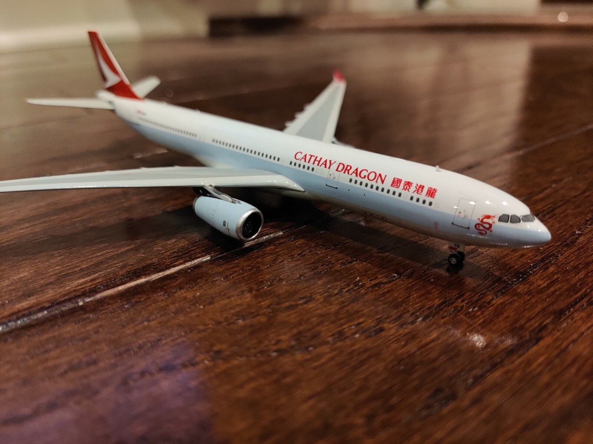 Phoenix 1:400 Cathay Dragon A330-300 B-HYQ | eBay